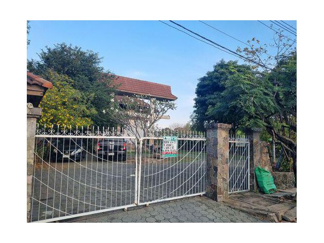 ขายบ้านพร้อมที่ดิน 450 ตร.ว. ในซอยอุดร 1 ใกล้รร.เซนโยเซฟเมืองเอก หลักหก ปทุมธานี