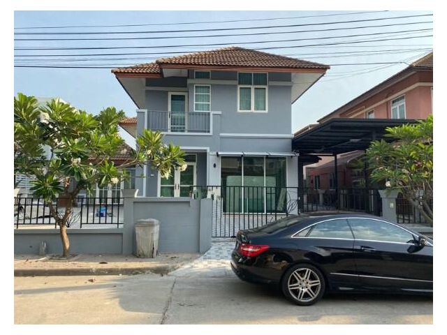 ให้เช่าบ้าน 2 ชั้น บริเวณซอย ลาดพร้าว 101 เข้าออกนวมินทร์ เลียบด่วนรามอินทรา ขนาด 70 ตารางวา จำนวน 3 ห้องนอน