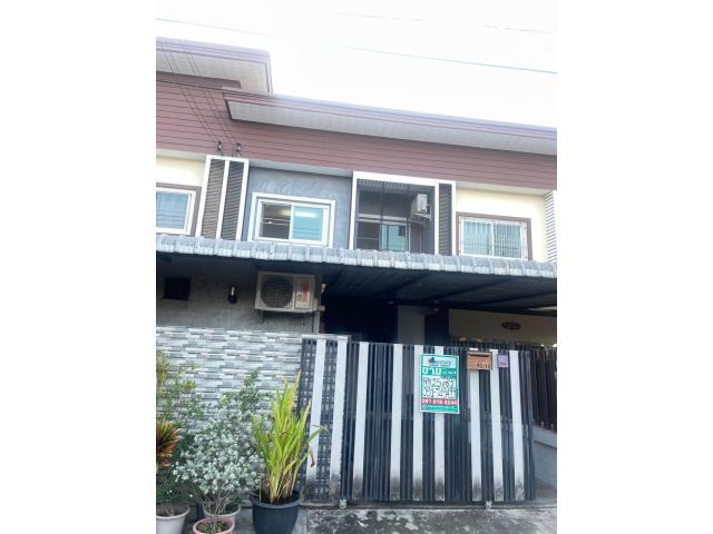 ขายพร้อมผู้เช่า!! ทาวน์โฮม 2 ชั้น25 ตร.ว. หมู่บ้านแม่ธรณีทอง แยกอินโดจีน พิษณูโลก ตกแต่งสวย แถมเฟอร์นิเจอร์ทั้งหลัง