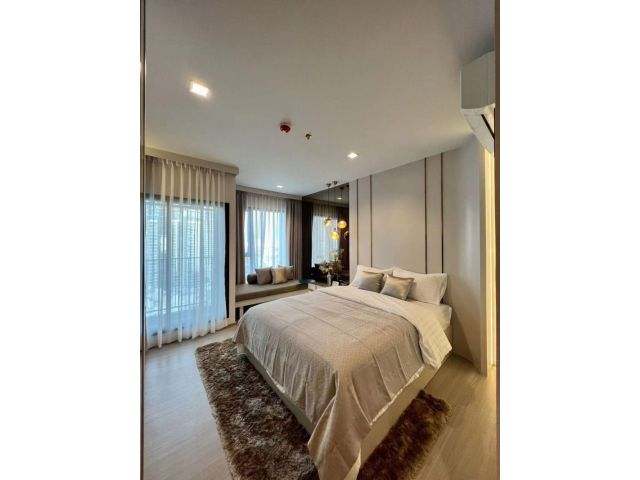 Life Asoke Rama 9 for rent Studio unit 26 sqm rental 19,999 baht/month
