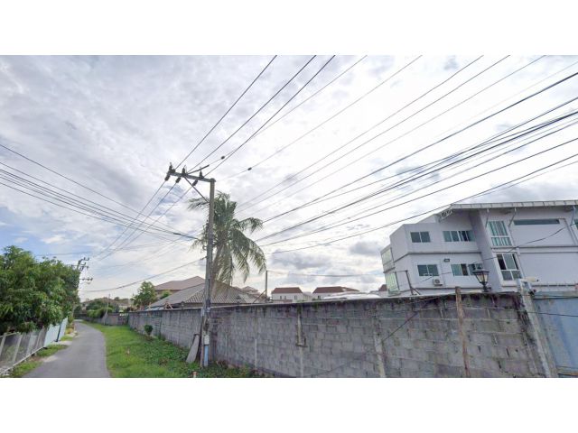 ขายที่ดินเปล่า  ย่านลาดพร้าว  ซ. สุคนธสวัสดิ์