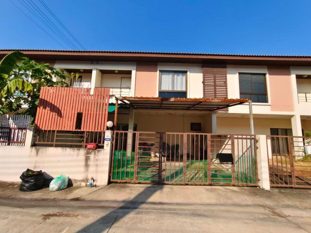 ขาย ทาวน์เฮ้าส์ หมู่บ้านออมธนา 29.3 ตร.วา สภาพดี ใกล้เซ็นทรัลเวสเกต และรถไฟฟ้าสายสีม่วง (คลองบางไผ่)