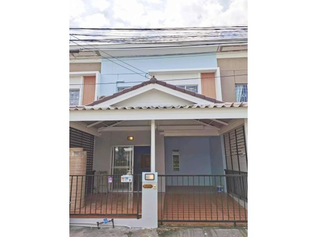 ขายทาวเฮ้าส์ 18.2 ตร.วา หมู่บ้านพฤกษา 64/2 ต.คลอง 3 อ.คลองหลวง จ.ปทุมธานี