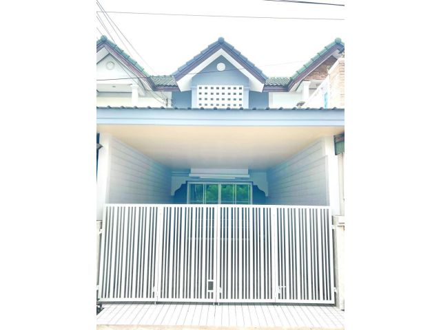 ขายบ้านสวยพร้อมอยู่ ️ทำเลติดถนนค้าขายได้  นาป่า ซอยวัดอู่ ชลบุรี