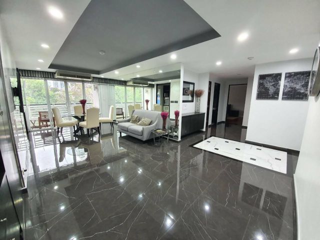 ขายคอนโด Avenue sukumvit 61 ห้องสวยมาก ขายถูกสุด 2 ห้องนอน 2 ห้องน้ำ 108 ตร.ม วิวดีสุดในโครงการ ไม่บ็อควิว ใกล้ BTS เอกม