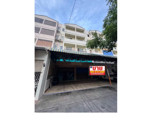 ขาย อาคารพาณิชย์ 2 คูหาติดกัน  วัชรพล-เพิ่มสิน 1152 ตรม. 72 ตร.วา ติดถนนวัชรพลเหมาะสำหรับธุรกิจ