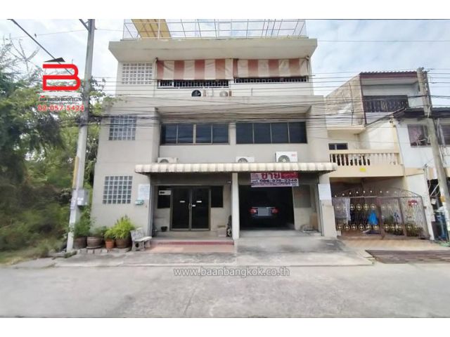 อาคารพาณิชย์ 3 ชั้น นฐดา รังสิต-นครนายก 60 เนื้อที่ 49 ตรว. ถนนรังสิต-นครนายก อ.ธัญบุรี จ.ปทุมธานี
