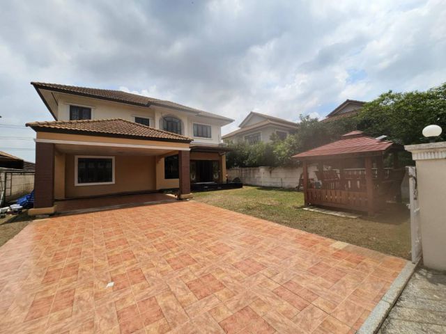 บ้านเดี่ยว 2 ชั้น 99 ตร.ว. หมู่บ้านเค.ซี. เนเชอรัลวิลล์ ร่มเกล้า