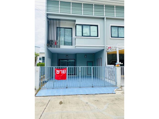 ขายบ้านติดถนนใหญ่ 345-ราชพฤกษ์หมู่บ้านลภาวัน 23แปลงมุมตกแต่งพร้อมอยู่ *ฟรีค่าโอน