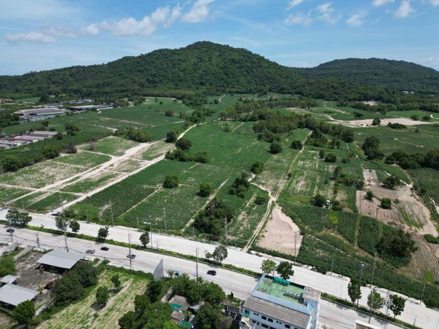 ขายที่ดินบ้านฉางระยอง ติดถนนสุขุมวิท ผังสีเหลือง เนื้อที่ 327 ไร่
