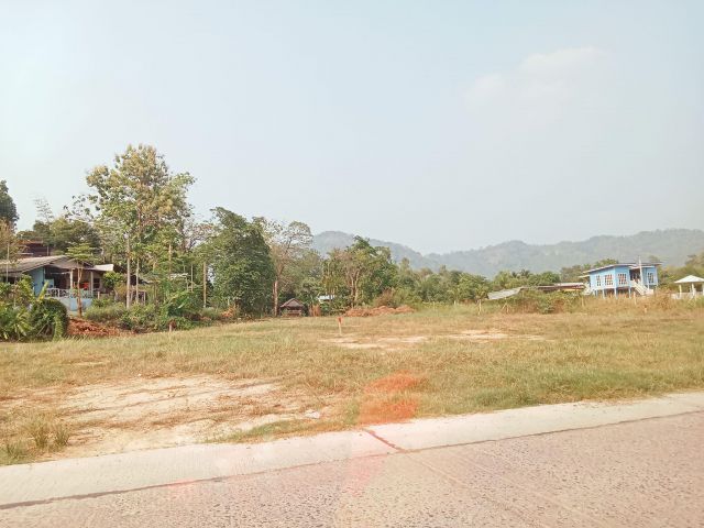 ที่ดินวิวเขา จปร ถนน2ด้าน