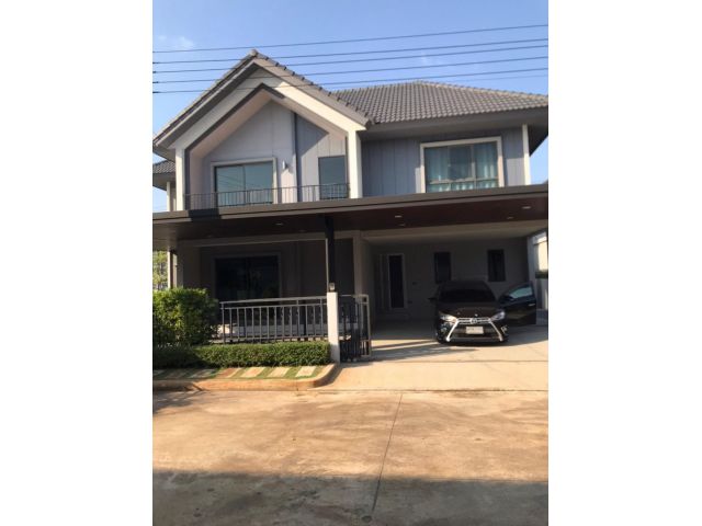 ขายบ้านเดี่ยว 2 ชั้น 74 ตร.วา โครงการ เพฟ บางนา ถนนบางบ่อ-คลองด่าน สมุทรปราการ  บ้านหลังริมติดสวนสาธารณะของหมู่บ้าน