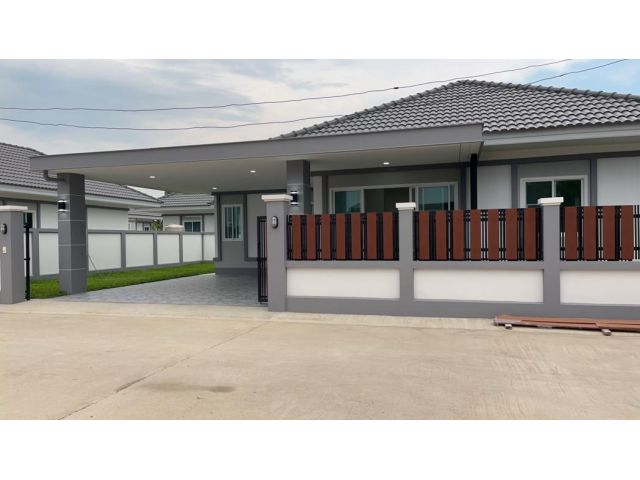 บ้านเดี่ยว เมืองเล็น สันทราย พื้นที่ 61.5 ตรว. ของแถมครบ เข้าเมือง 5 นาที 2.15 ลบ.