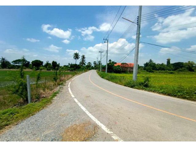 ขายที่ดิน ใกล้วัดกลางบางพระ ถนนวัดหลวงพ่อเปิ่น ตำบลบางพระ อำเภอนครชัยศรี นครปฐม