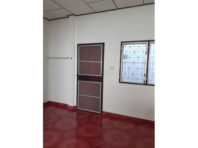 ขายบ้านและห้องเช่า พร้อมที่ดิน