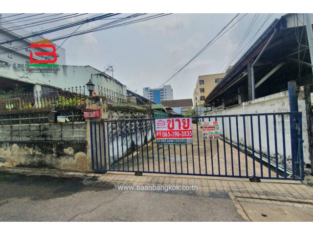 ที่ดิน+บ้านเดี่ยว เนื้อที่ 142.5 ตรว. ซอยสามเสน 22 ถนนนครไชยศรี เขตดุสิต