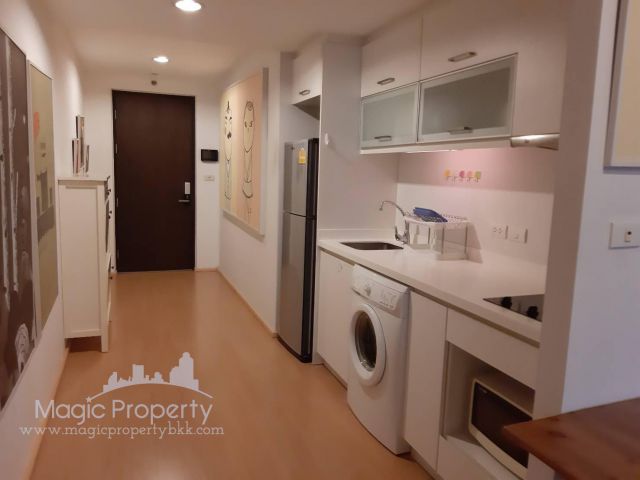 ให้เช่าคอนโดมิเนียม 1 ห้องนอน ใน ดิ แอลโคฟ ทองหล่อ 10 เขตวัฒนา กรุงเทพ