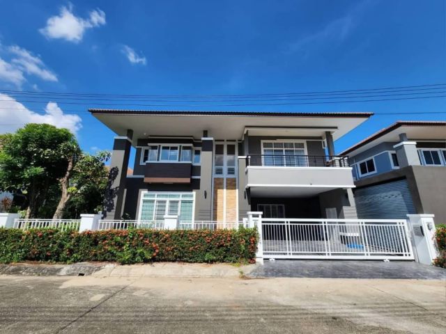 ให้เช่าบ้านโครงการกุลพันธ์วิลล์16 เนื้อที่ 123.2 ตร.ว (4นอน 4น้ำ)เช่า 48,000 บาท