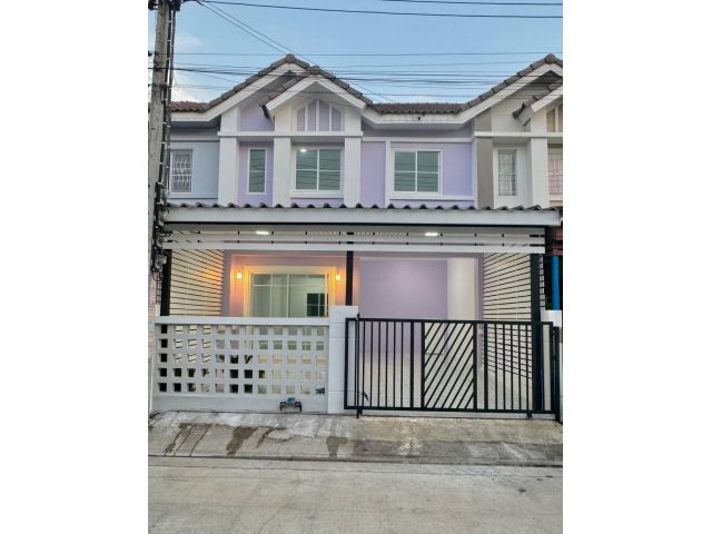 หมู่บ้านพฤกษา76