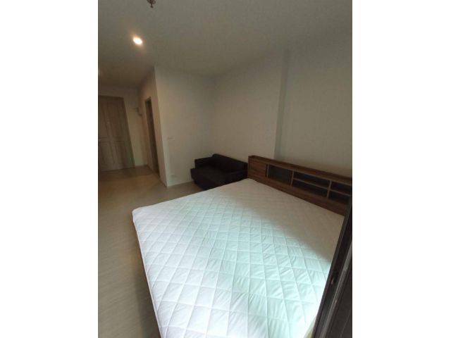 ให้เช่า คอนโด The Parkland Phetkasem56  30 ตรม. 1 bed 1 bath 1 living 1 kitchen 1 balcony 1 parking space