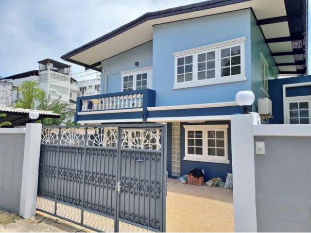 ให้เช่า บ้านเดี่ยว ให้เช่าบ้านหลังมุม 90 ตรว. จรัญ75 แยก 9 (สน.บางพลัด) กทม จรัญสนิทวงศ์75 240 ตรม 90 ตรว