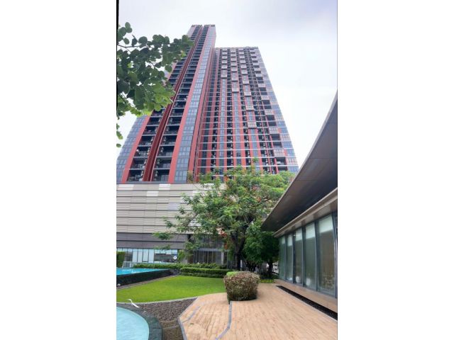 ให้เช่า คอนโด The Base Garden Rama9  27 ตรม. 1 bed 1 bath 1 living room 1 balcony 1 parking lot