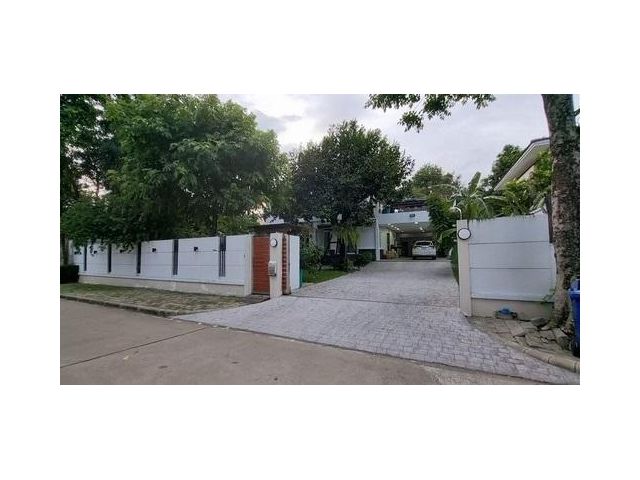 P239 ให้เช่าบ้านเดี่ยว โซนเลียบด่วน ตรงข้าม Crystal Park ซอยโยธินพัฒนา11 ใกล้เซ็นทรัลอิสวิลล์ พร้อมอยู่
