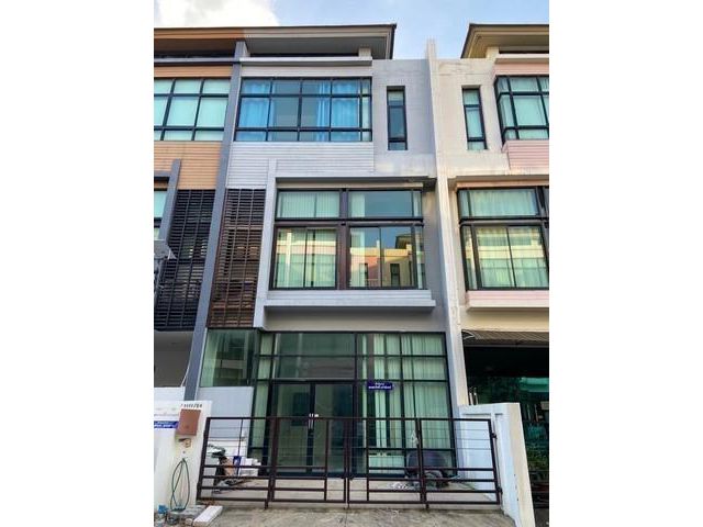 PMP ให้เช่าทาวน์โฮม 4 ชั้น The Habitat Srivara (เดอะ ฮาบิแทท ศรีวรา) บ้านเปล่า ใกล้เลียบด่วนเอกมัย-รามอินทรา ใกล้รามคำแห