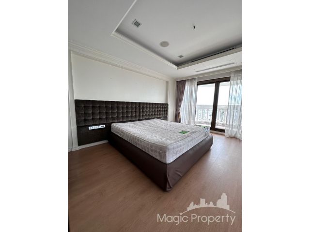 ขายคอนโดมิเนียม 3 ห้องนอน ใน ณุศา สเตท ทาวเวอร์ เขตบางรัก กรุงเทพ