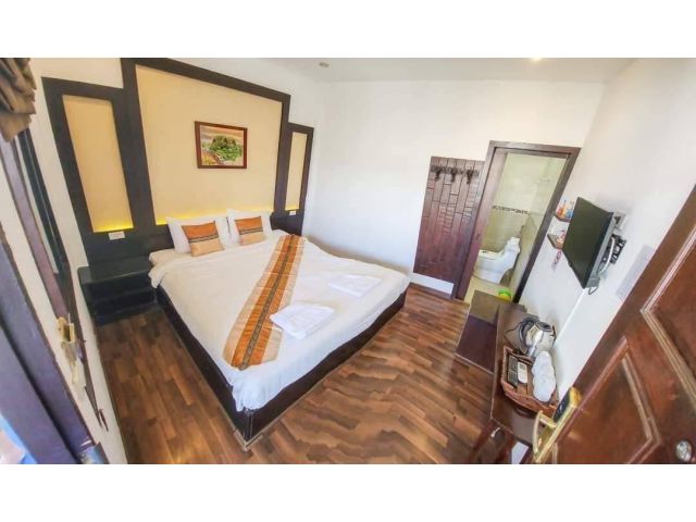 -ขายโรงแรม ใจกลางเมืองเชียงใหม่ 279 ตรว 40ห้อง 80ล้าน