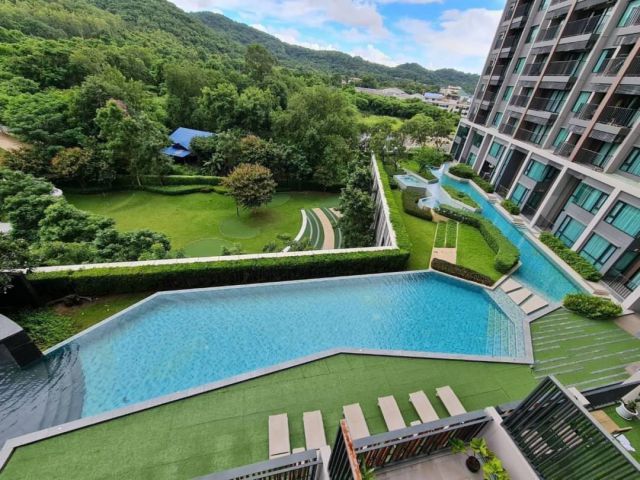 ขายคอนโดไนท์บริดจ์ดิโอเชี่ยน  Knightsbridge The Ocean Sriracha Condo. วิวสระว่ายน้ำ , วิวเขาสวย พิกัด ศรีราชา
