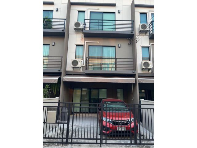 ให้เช่า ทาวน์โฮม M436 บ้านกลางเมือง ศรีนครินทร์-อ่อนนุช 141 ตรม 36 ตรว