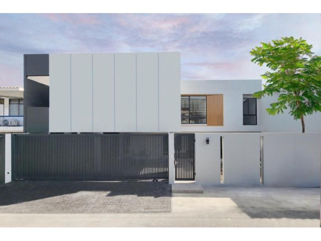 ขายบ้านเดี่ยว 3 ชั้น ที่ถูกปรับปรุง-ตกแต่งใหม่ทั้งหลัง ใกล้ BTS โชคชัย 4