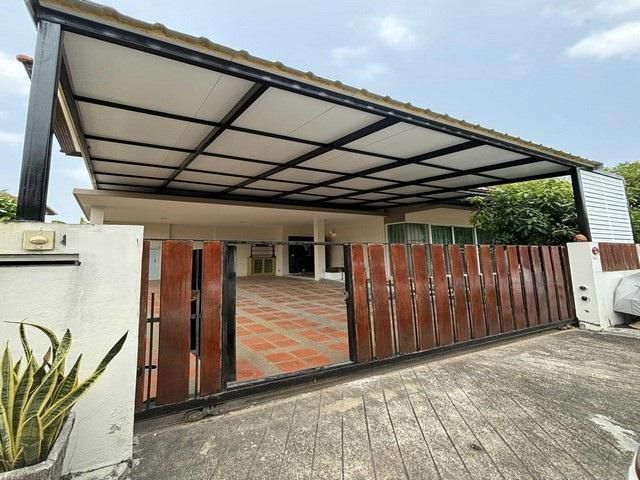 ให้เช่า บ้านเดี่ยว หมู่บ้าน วิลล่า อะคาเดีย ศรีนครินทร์ (Villa Arcadia Srinakarin) ใกล้ MRT ศรีแบริ่ง ราชวินิตบางแก้ว ซอ
