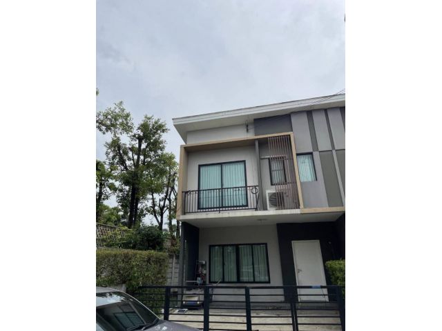 ให้เช่า ทาวน์โฮม N1057 The Connect Pattanakarn 38 119 ตรม 23 ตรว
