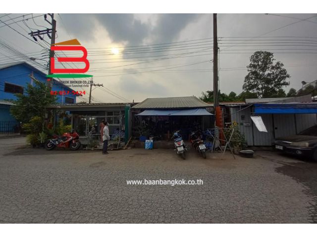 ทาวน์เฮาส์ 1 ชั้น โครงการ การเคหะมีนบุรี (คลองเก้า) เนื้อที่ 22.7 ตร.ว. ขายถูก ถนนไมตรีจิต -คลองเก้า ซอย 7 เขตคลองสามวา