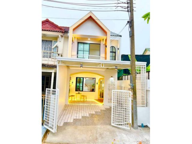 ขาย บ้านเดี่ยว หมู่บ้านสิรารมย์ 95 ตรม 19.10 ตรว ถ.บ้านกล้วย-ไทรน้อย ตำบลพิมลราช อำเภอบางบัวทอง จังหวัดนนทบุรี 11110