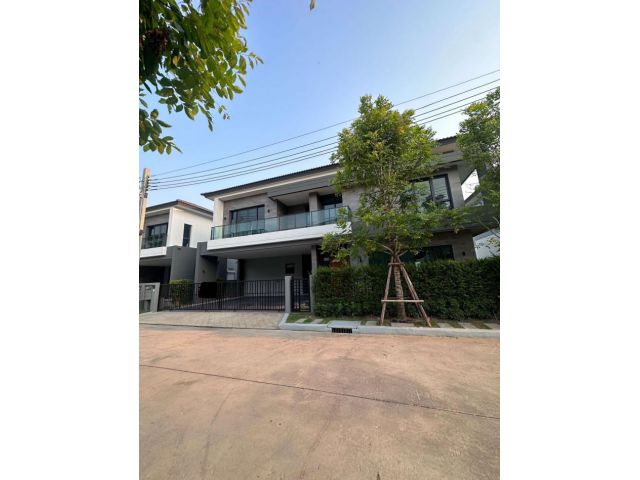 ให้เช่า บ้านเดี่ยวหรู โครงการ The City วัชรพล (โครงการใหม่)