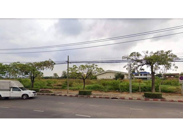 R624-038ขายที่ดินแปลงใหญ่ 32 ไร่ ติดถ.อ่อนนุช80เนื้อที่ 32-3-32 ไร่(13,132 ตรว.)หน้ากว้าง 177 เมตร