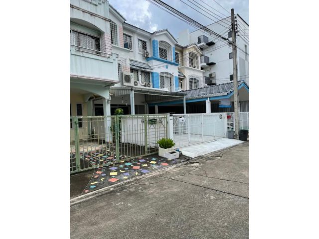 ให้เช่า ทาวน์โฮม M477 บ้านกลางเมือง พระราม 9 140 ตรม 18 ตรว