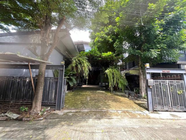 ทำเลทอง บ้านเดี่ยว 3 ชั้น สร้างเอง ลาดพร้าว87 แยก8 พร้อมอยู่ พร้อมโอน!!