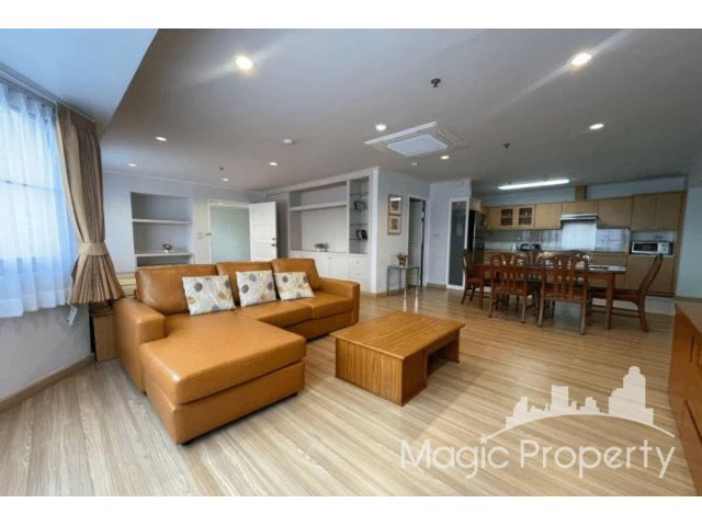 ให้เช่าคอนโดมิเนียม 2 ห้องนอนใน บ้านสวนเพชร เขตวัฒนา กรุงเทพ