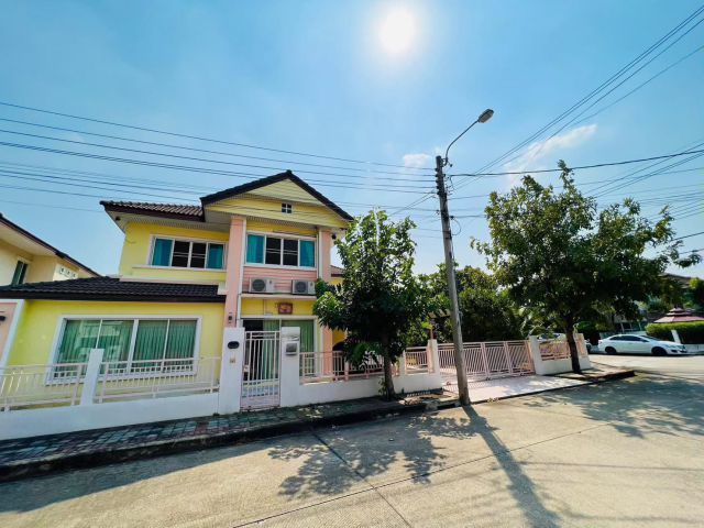 เจ้าของขายเอง บ้านสวยหลังริม 102.6 ตร.ว. พร้อมสวนส่วนตัวขนาดใหญ่