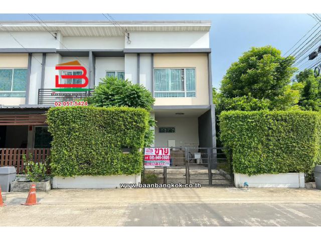 ทาวน์โฮม หมู่บ้าน พลีโน่ พหลโยธิน-สายไหม โครงการติดถนนสายไหมซอย 49-51 เนื้อที่ 27.7 ตารางวา แขวงสายไหม เขตสายไหม กรุงเทพมหานคร