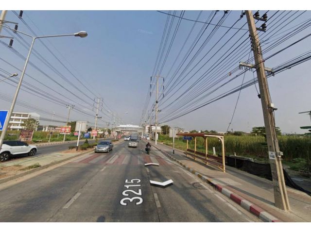 R624-055ขายที่ดินสวย ทำเลดี ติดถนนบางกรวย-ไทรน้อย 23-3-50 ไร่  จ.นนทบุรี- ขนาดที่ดิน : 23-3-50 ไร่ (9,550 ตารางวา)- หน้ากว้างประมาณ 81 เ