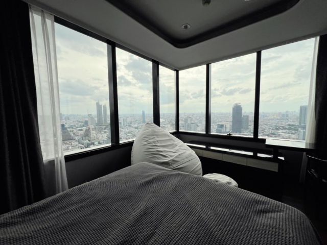 เช่าห้องสวยมาก ห้อง Penthouses อยู่ชั้นสูง วิวเมืองสวยๆ คอนโด M Silom ใกล้ BTS ศาลาแดง
