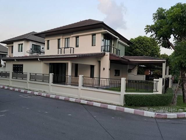 ขายบ้านเดี่ยว2ชั้น 74.4 ตร.ว.ย่านราม2ประเวศ หมู่บ้านเลควิวพาร์ควงแหวนบางนา-ราม2 บ้านรีโนเวทใหม่ หลังมุม