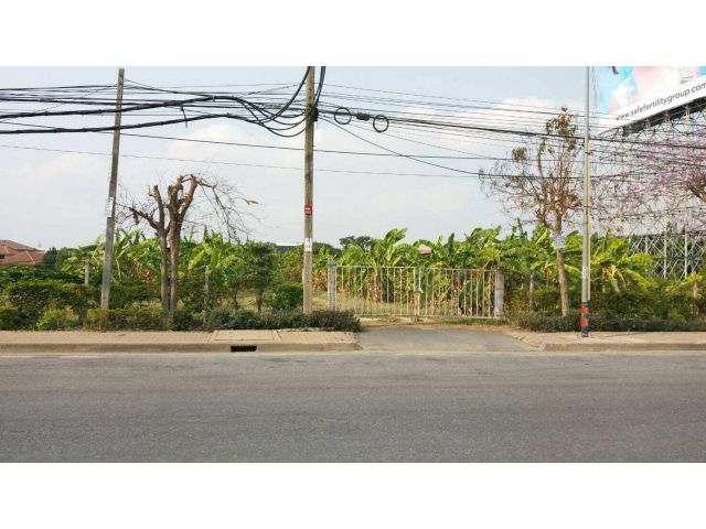 ขายที่ดินถมแล้ว 3-1-30 ไร่ ติด ถ.รามอินทรา ก.ม.9 ใกล้รถไฟฟ้าMRT สถานีรามอินทรา ก.ม.9 เขตคันนายาว กรุงเทพๆ