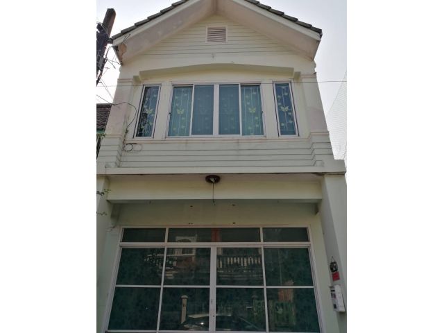 ขายด่วนทาวน์เฮ้าส์2ชั้นหมู่บ้านเสนาวิลล่า84 (N.1242)