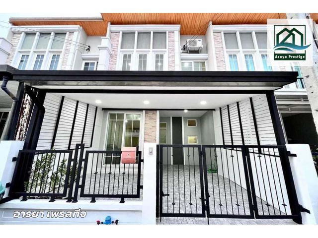โกลเด้น ทาวน์ บางนา-สวนหลวง ตกแต่งพร้อมเข้าอยู่
